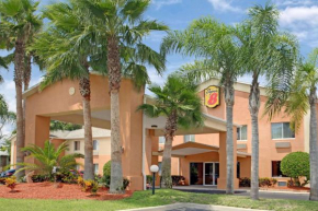 Super 8 by Wyndham Daytona Beach